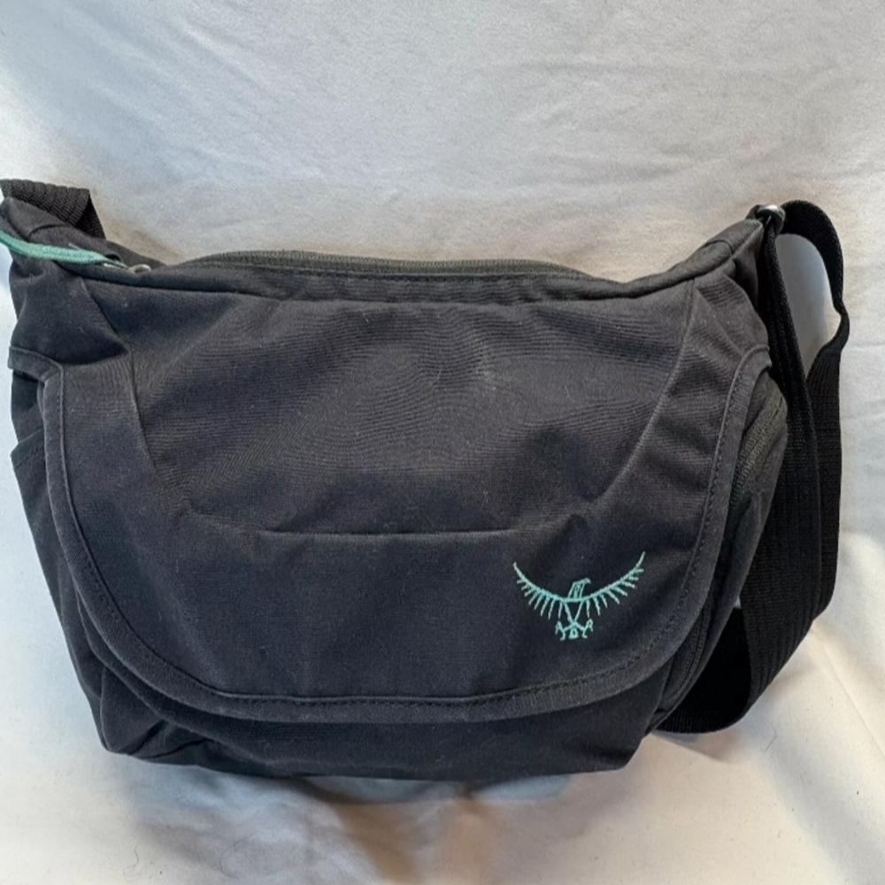 Osprey Flapjill Micro Black Crossbody